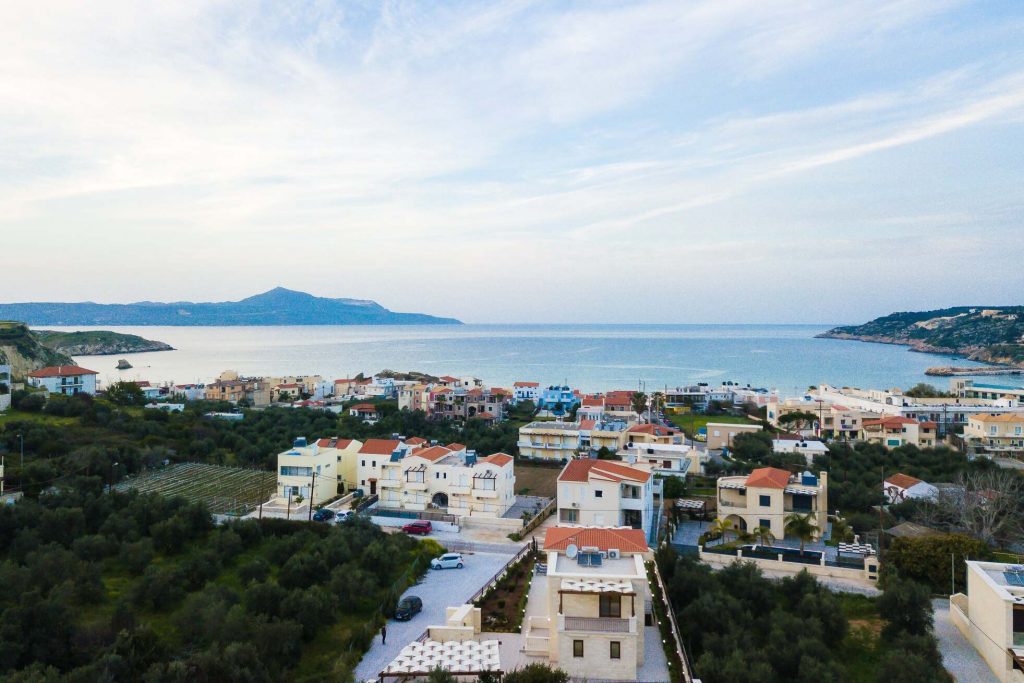 Villas in Apokoronas- Kalyves- Kera-Almyrida areas and sea views 